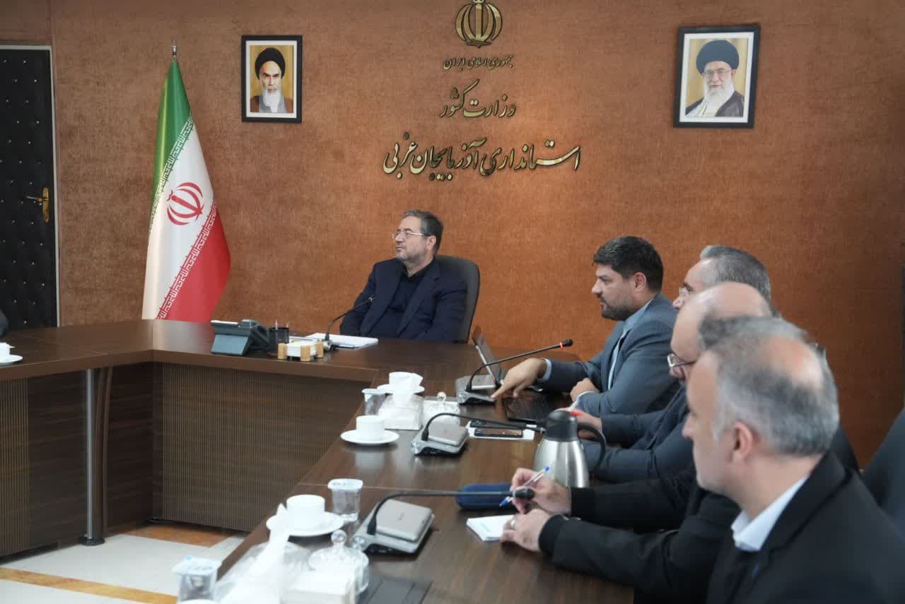 آلبوم تصویری/ برگزاری جلسه بررسی آخرین وضعیت دریاچه ارومیه