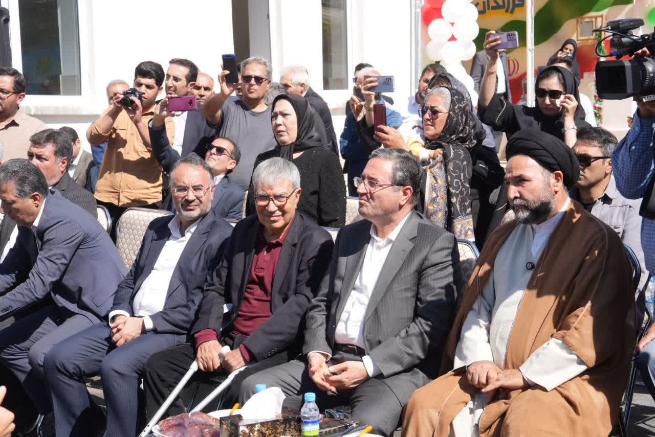 بهرهبرداری از یک باب مدرسه 10 کلاسه استثنایی در شهر نوشین شهر بخش نازلو + تصاویر