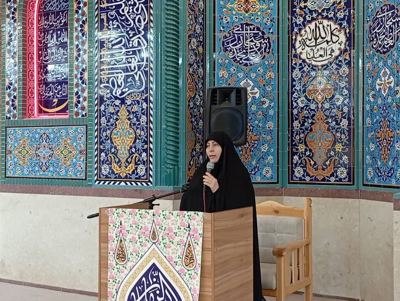 حضور معاون سیاسی استاندار آذربایجان غربی در جمع بانوان فرهیخته و گروههای مرجع + تصاویر