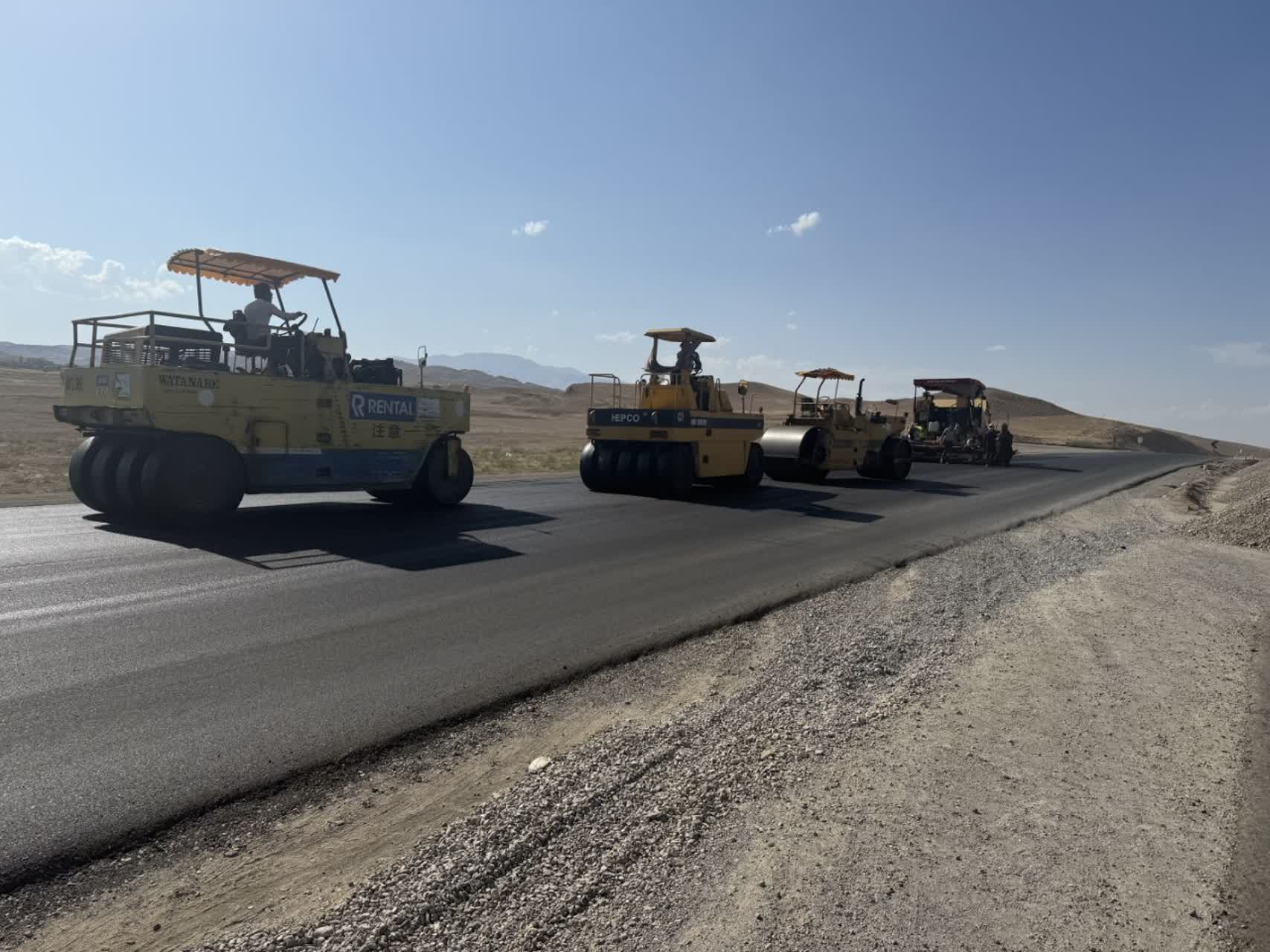 بازدید استاندار آذربایجانغربی از روند عملیات اجرایی قطعه چهارم محور سهراهی ایواوغلی تا گیت ورودی منطقه آزاد ماکو