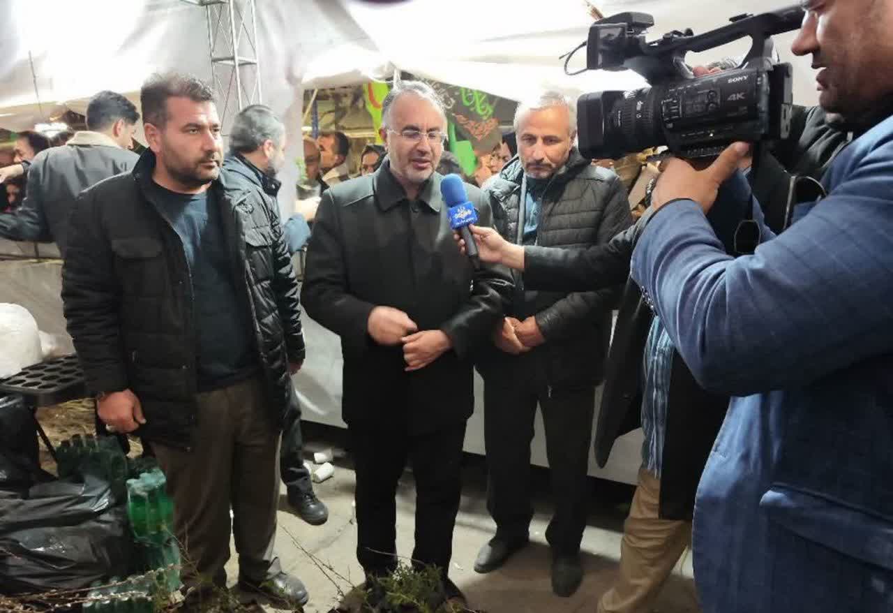 توزیع و غرس نهال به یاد شهدای جنگ تحمیلی در ارومیه