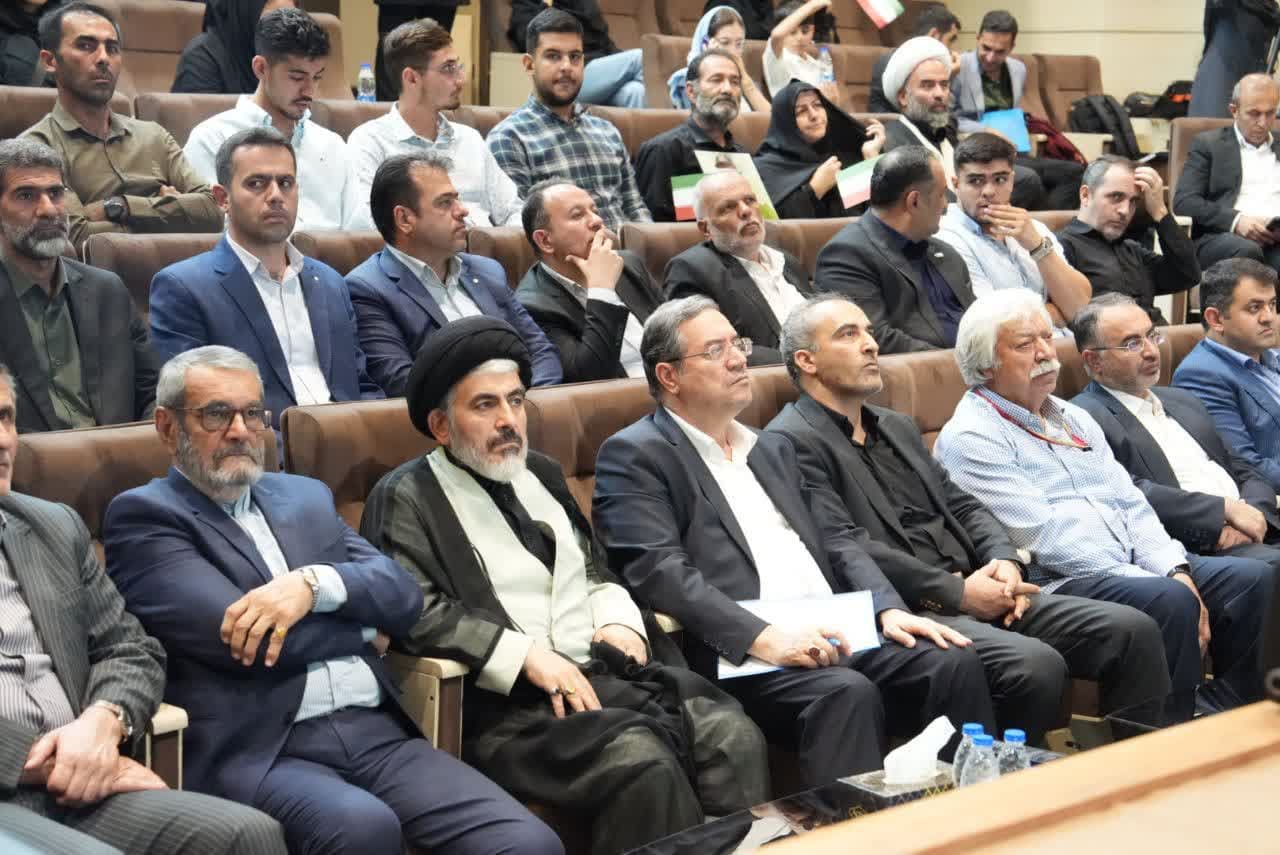 آلبوم تصویری / برگزاری آیین تجلیل از قهرمانان جهانی و آسیایی آذربایجانغربی