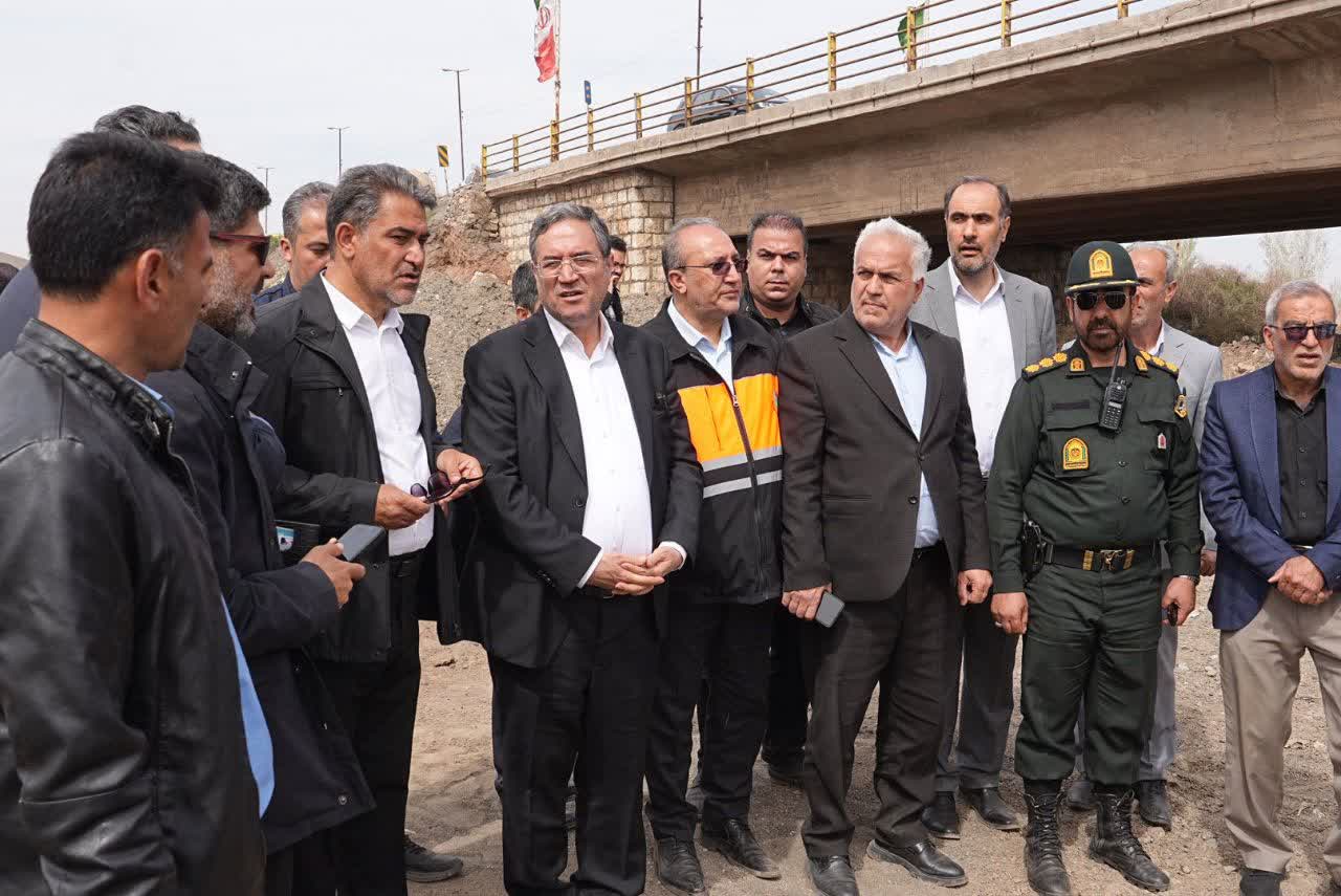 بازدید استاندار آذربایجان‌غربی از از روند اجرای پروژه سه‌راهی ایواوغلی تا گیت ورودی منطقه آزاد ماکو + تصاویر