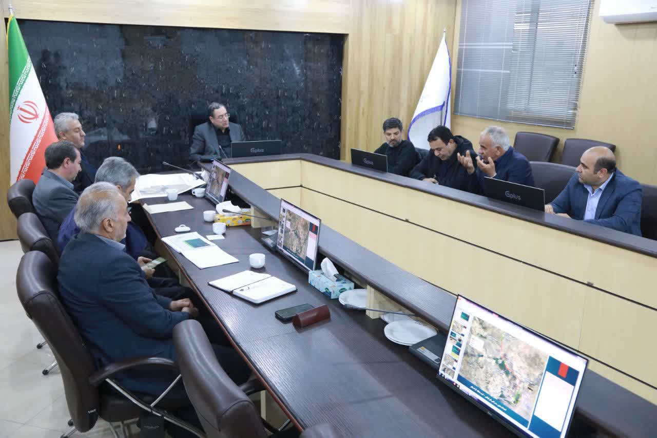 برگزاری جلسه بررسی آخرین وضعیت پروژه سه‌راهی ایواوغلی تا گیت ورودی منطقه آزاد ماکو + تصاویر