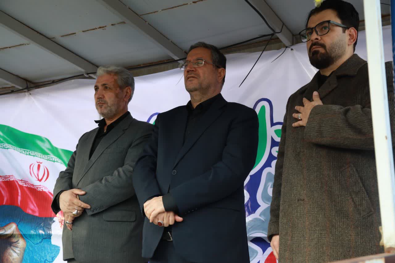 تحویل سال نو با یاد رهبر شهید در ارومیه + تصاویر