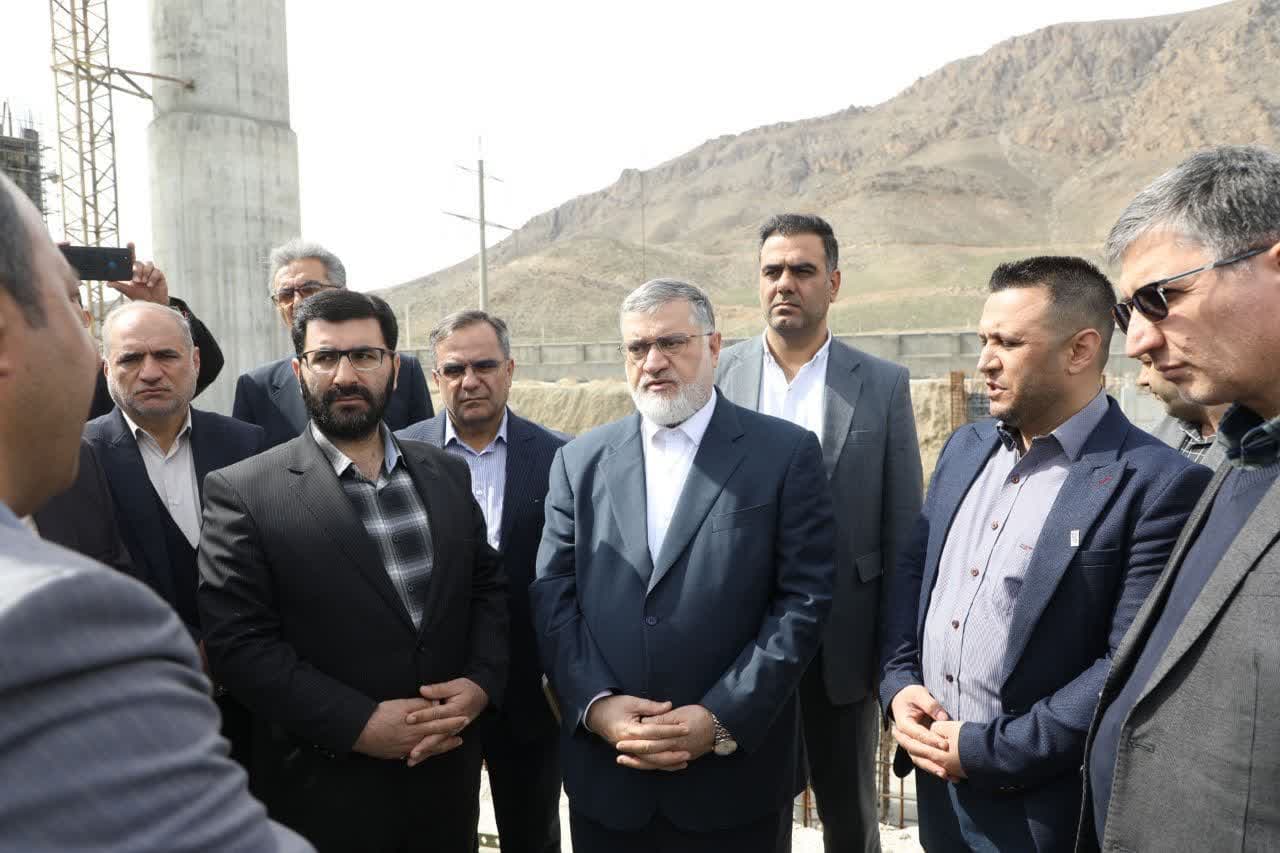 آلبوم تصویری / بازدید استاندار آذربایجان غربی از دو واحد تولیدی در حال ساخت در ارومیه
