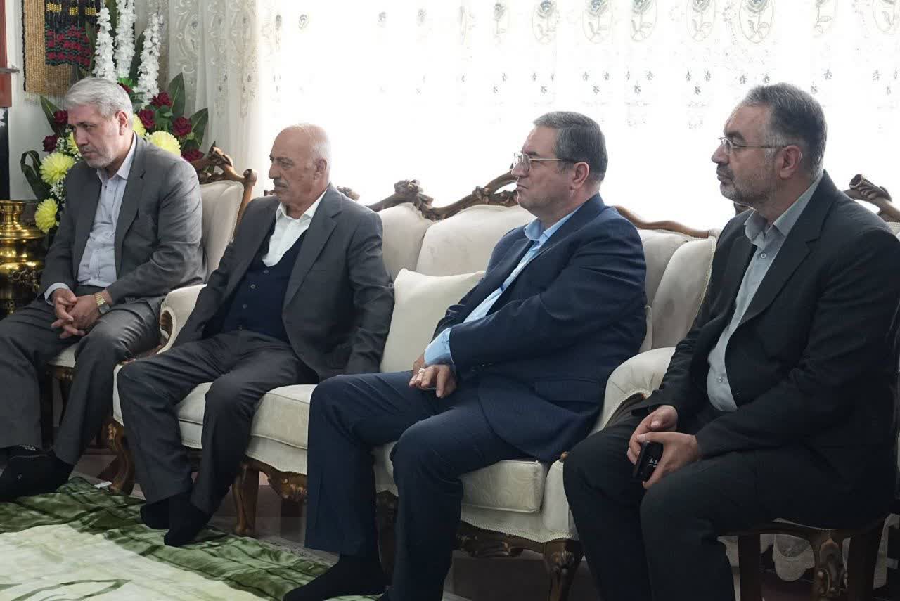 عیادت استاندار آذربایجانغربی از خیر مدرسهساز