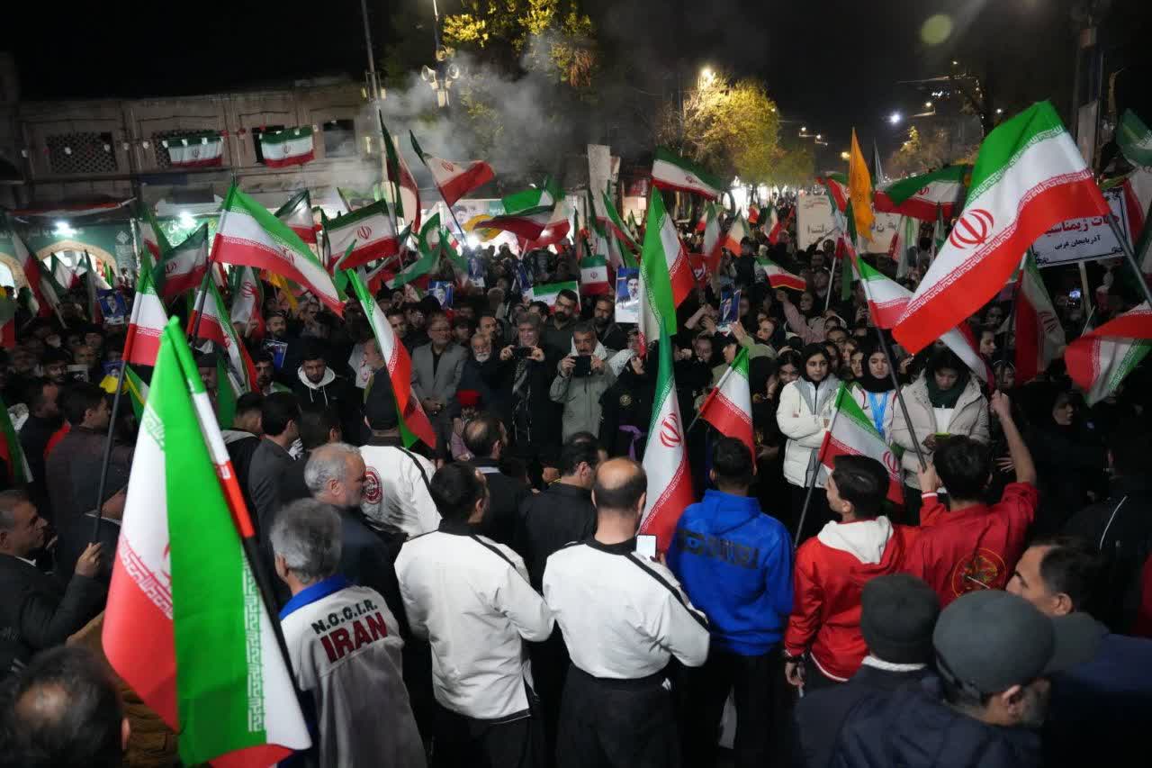 اجتماع مردم غیور ارومیه تبلور انسجام اجتماعی و غیرت ملی + تصاویر