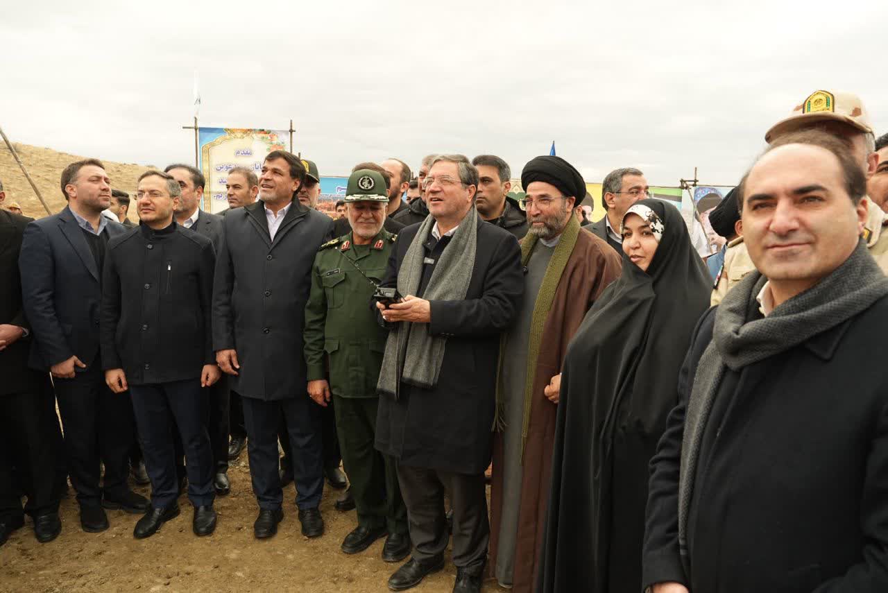برگزاری آیین آغاز عملیات اجرایی احیای بزرگترین معدن تیتانیوم منطقه + تصاویر