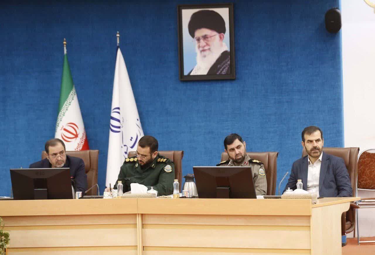 حضور استاندار آذربایجان غربى در نشست هم اندیشی استانداران برای ترویج فرهنگ دفاع مقدس + تصاویر