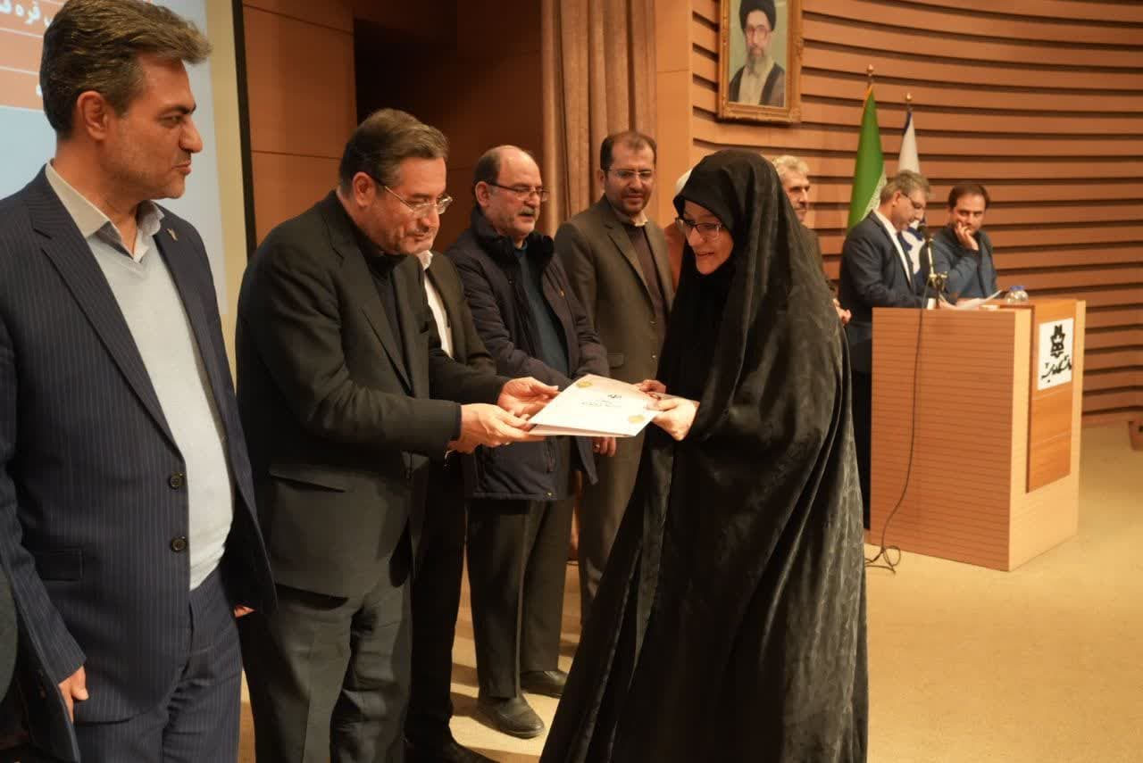 آلبوم تصویری / حضور استاندار آذربایجانغربی در جشنواره تجلیل از برگزیدگان پژوهش و فناوری استان