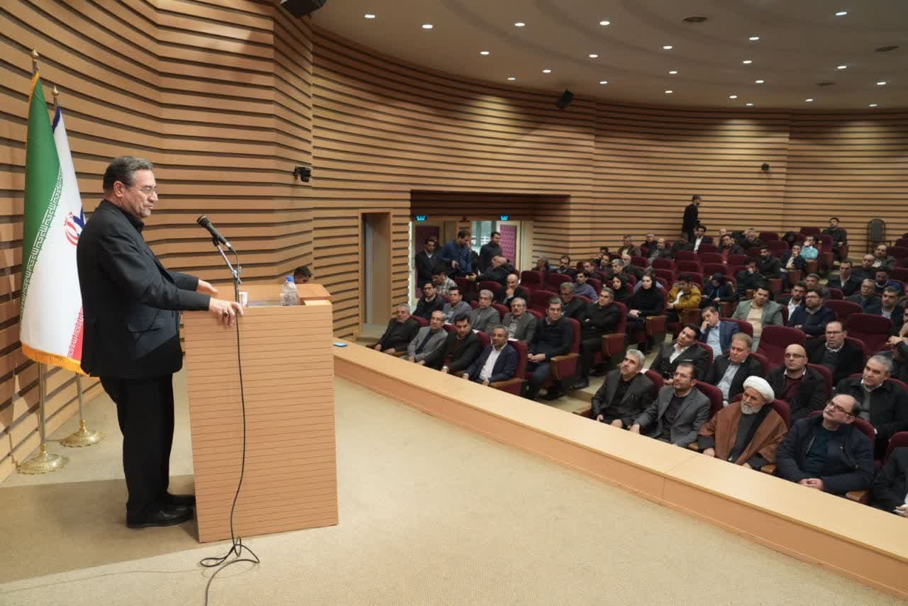 آلبوم تصویری / حضور استاندار آذربایجانغربی در جشنواره تجلیل از برگزیدگان پژوهش و فناوری استان