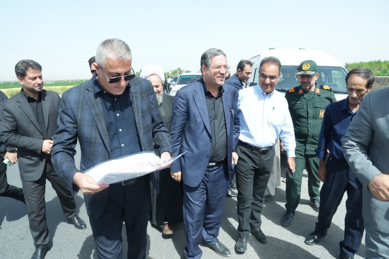 بازدید استاندار آذربایجانغربی از روند اجرای پروژه بهسازی محور شاهیندژ - میاندوآب + تصاویر