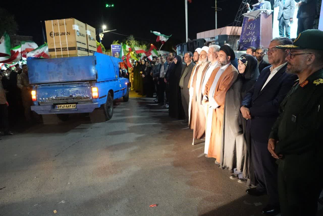 اعزام کاروان لوازم خانگی به آسیبدیدگان جنگ رمضان در آذربایجانغربی