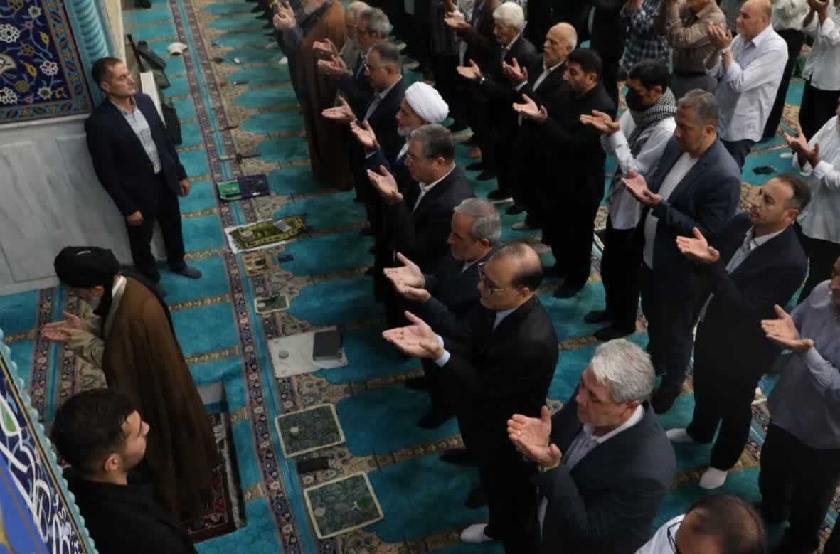 سخنرانی استاندار آذربایجان‌غربی در جمع نمازگزاران ارومیه + تصاویر