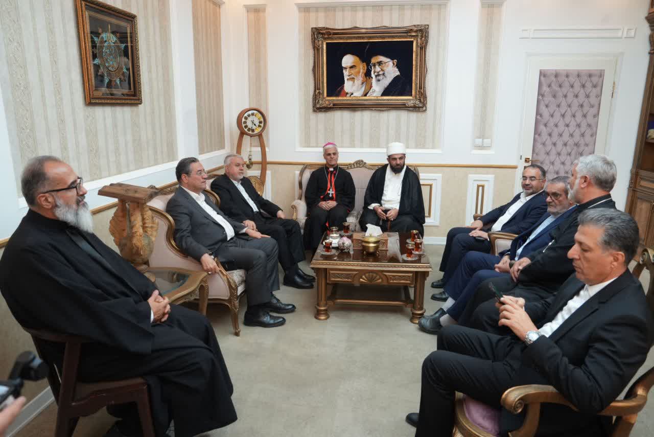 جلوهای زیبا از وحدت اقوام و مذاهب در آذربایجانغربی