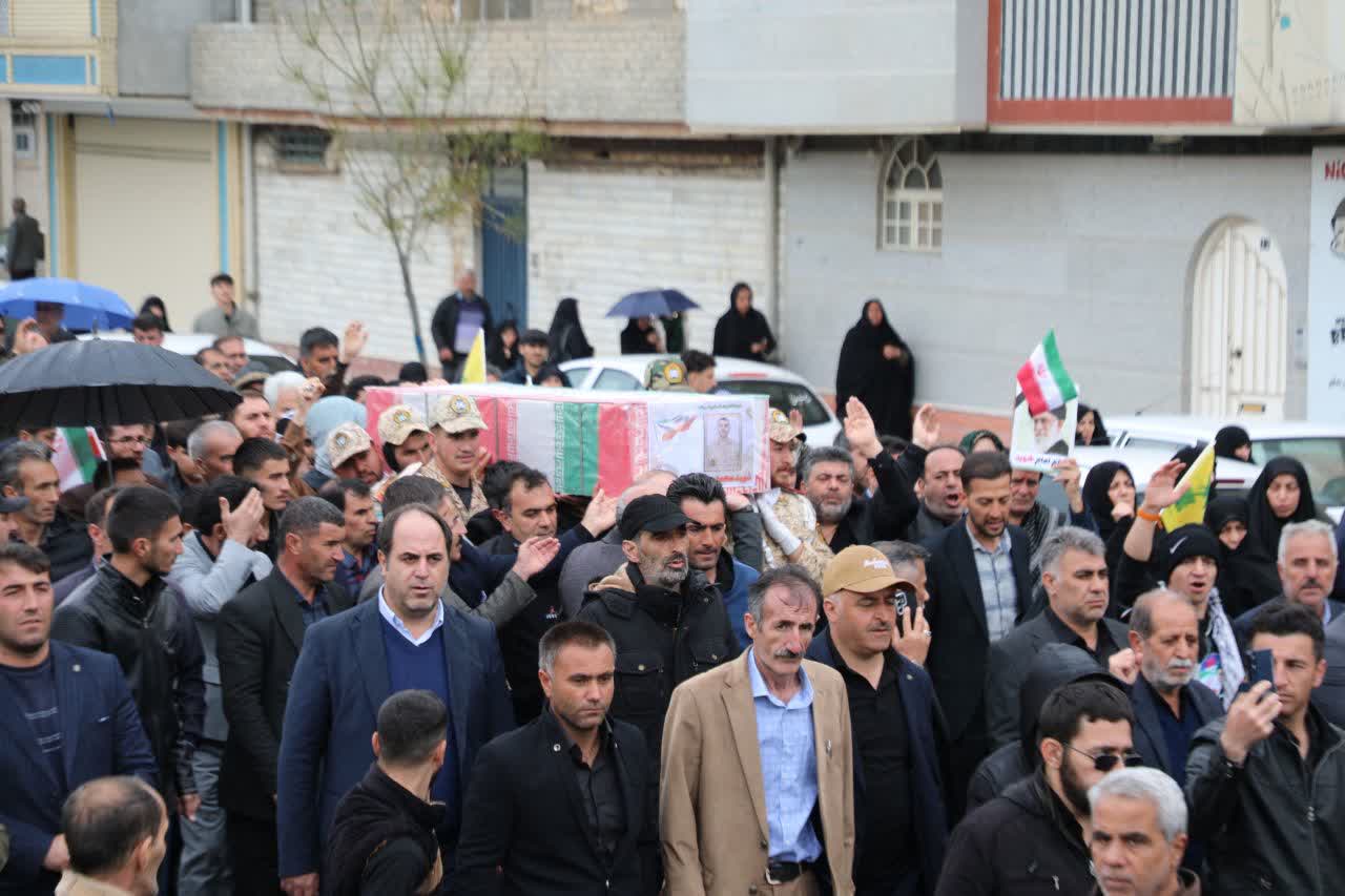 برگزاری آیین تشییع پیکر مطهر شهید مدافع وطن در ارومیه + تصاویر