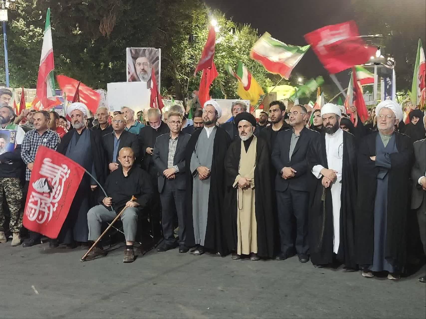 نمود غیرت، صلابت و ایستادگی غیور مردان و زنان وطندوست ارومیهای