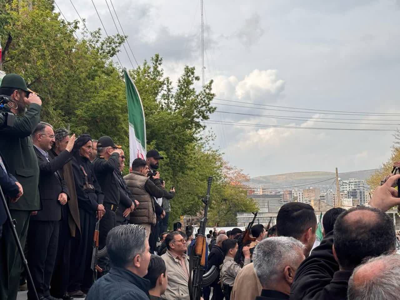 همگرایی هویتی حول محور ایران به عنوان کانون وحدت بخش و تحکیم اتحاد میان ملت و دولت از دستاوردهای جنگ رمضان
