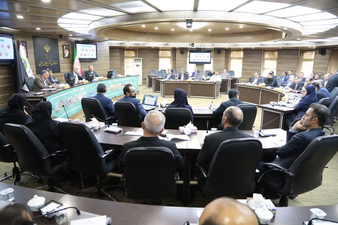 برگزاری جلسه کارگروه اقتصادی، اشتغال و سرمایهگذاری آذربایجانغربی + تصاویر