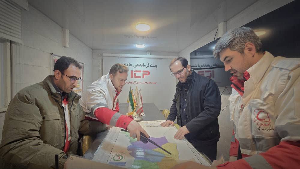 بازدید معاون استاندار آذربایجان‌غربی از آمادگی نیروهای هلال‌احمر استان + تصاویر