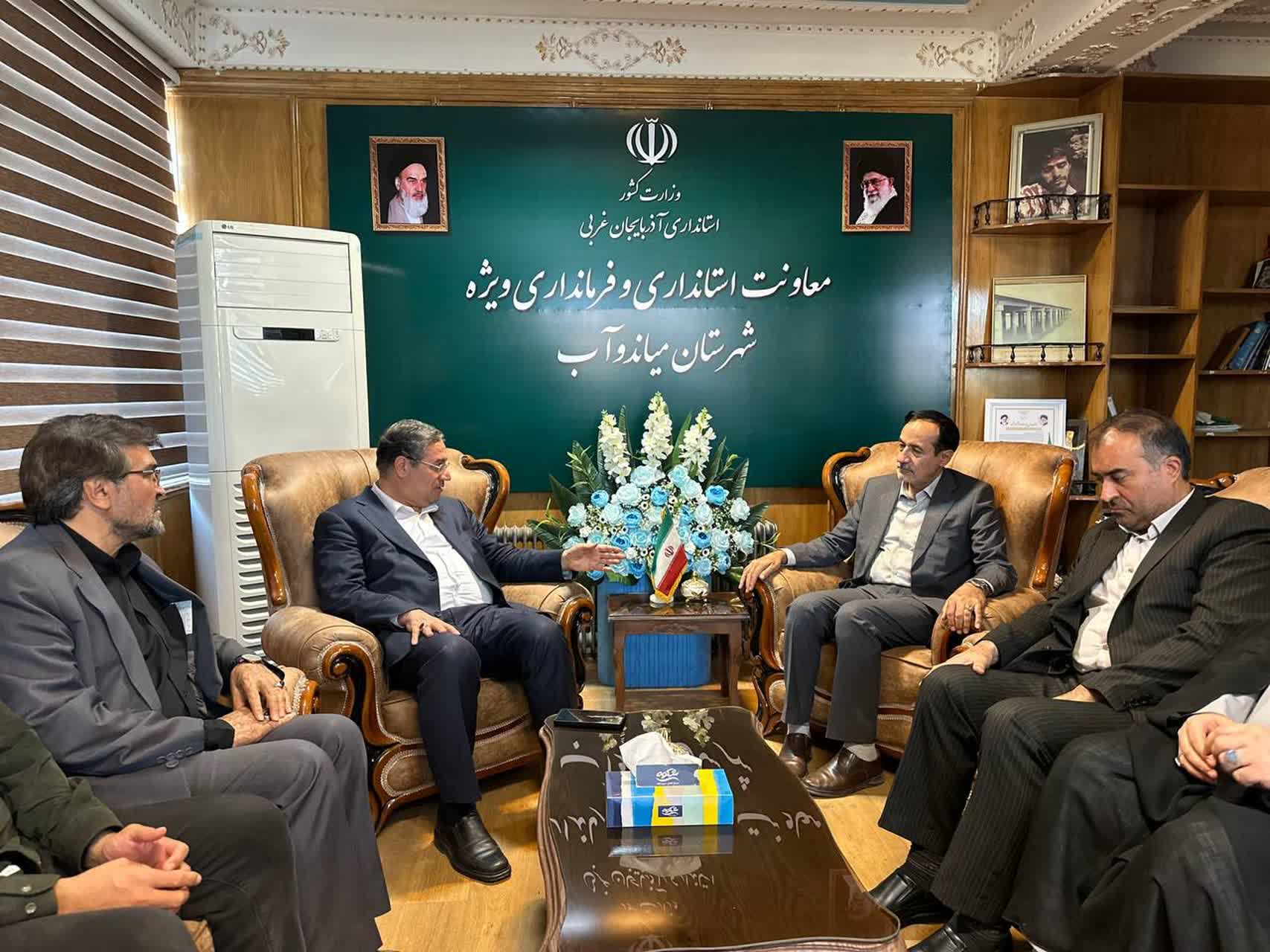 دیدار معاون آب و خاک وزیر جهاد کشاورزی با استاندار آذربایجانغربی + تصاویر