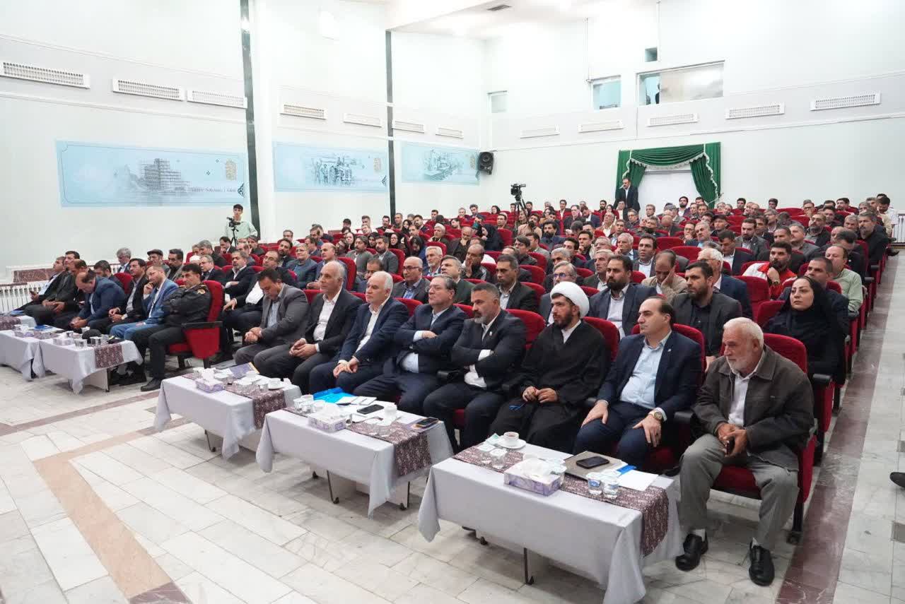 همایش سرمایهگذاری شهرستان تکاب برگزار شد + تصاویر