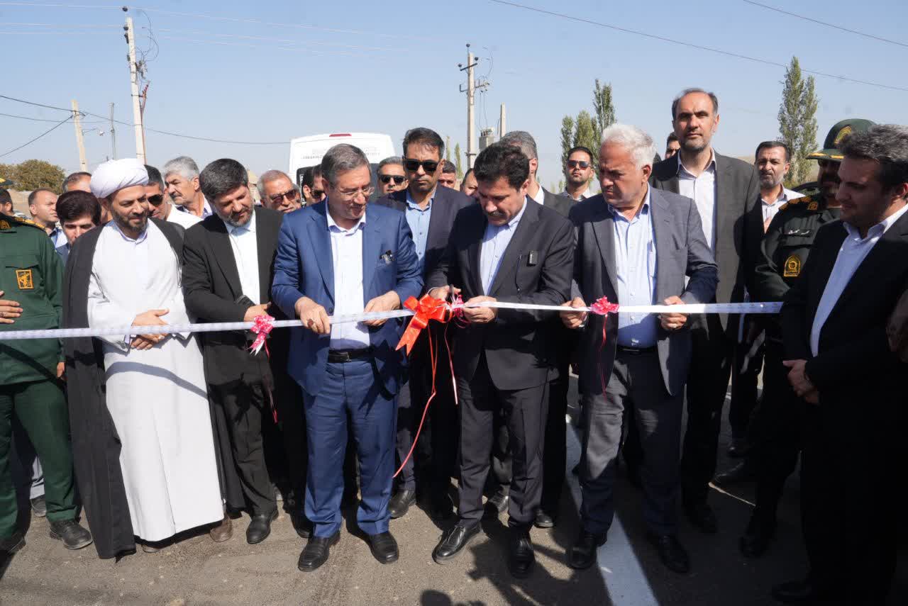 آلبوم تصویری / افتتاح 123 پروژه طرح هادی و آسفالت معابر روستایی در آذربایجانغربی