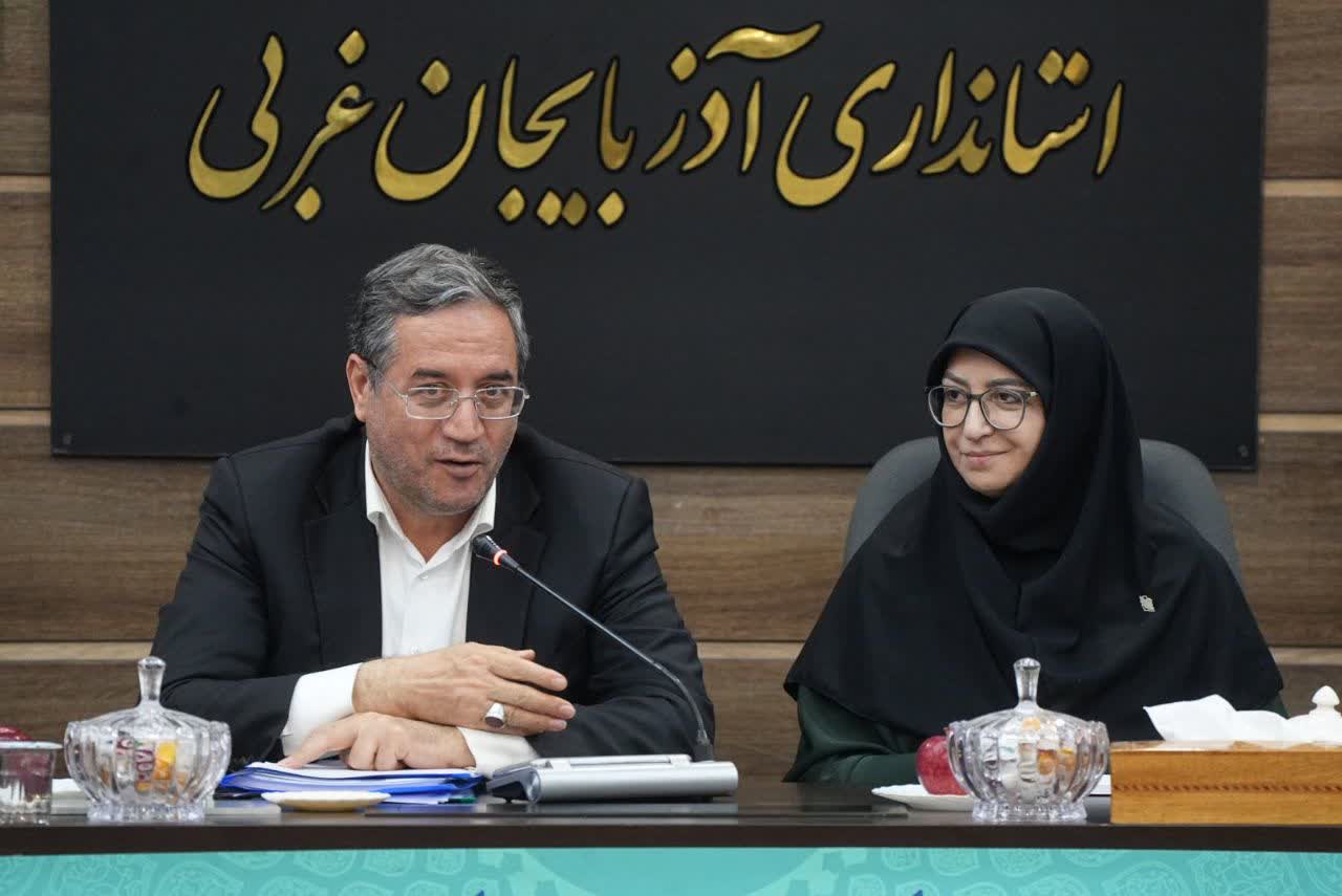 آلبوم تصویری / برگزاری نشست بررسی روند احیای دریاچه ارومیه