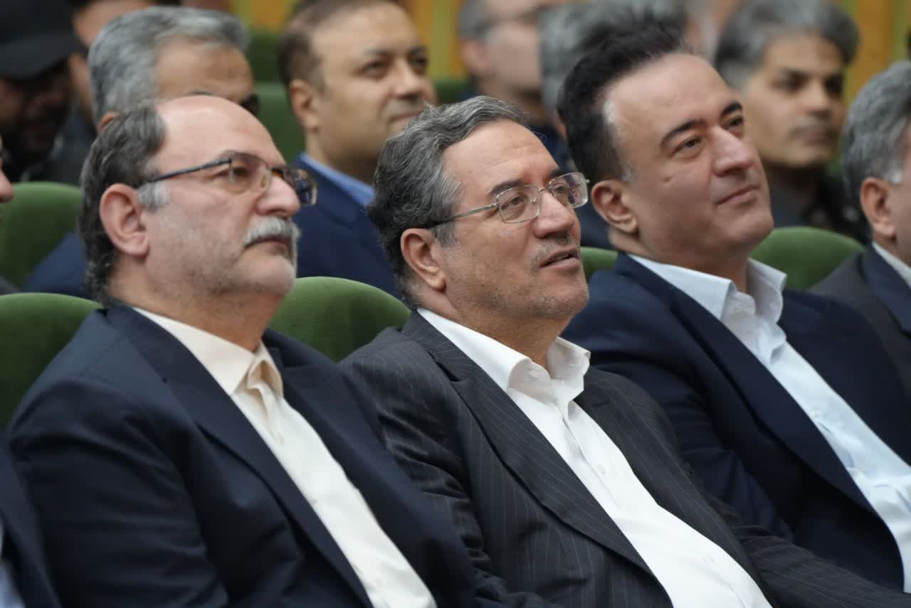 آلبوم تصویری / برگزاری آیین تجلیل و بزرگداشت مقام والای پرستار در ارومیه