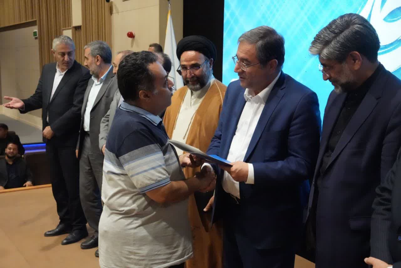 آلبوم تصویری / برگزاری آیین بزرگداشت روز خبرنگار در ارومیه