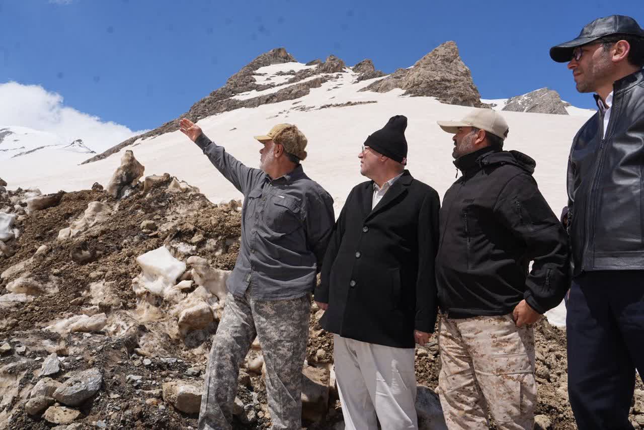 امنیت مرزها مدیون ایثار رزمندگان در سخت‌ترین شرایط اقلیمی است