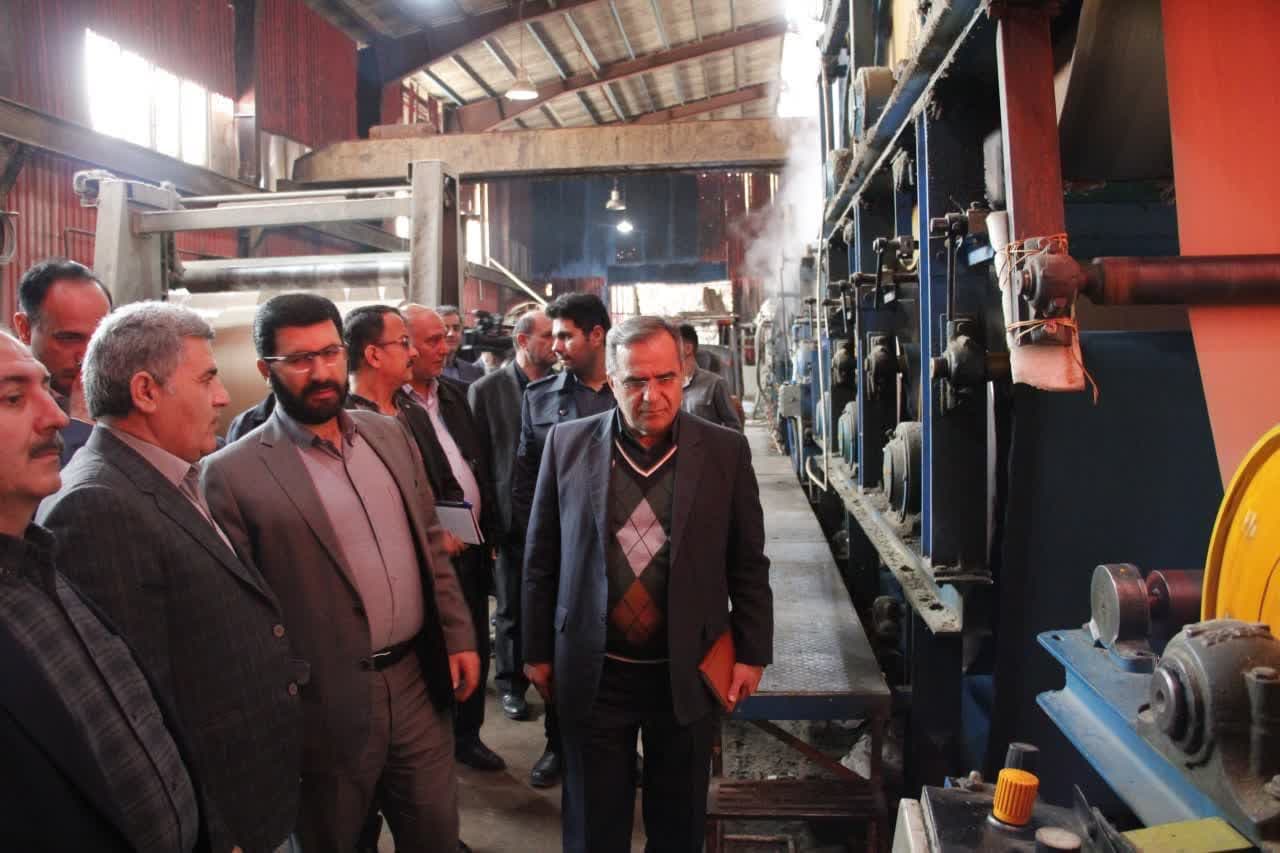 بازدید معاون هماهنگی امور اقتصادی استاندار آذربایجان غربی از دو شرکت تولیدی و صنعتی در ارومیه