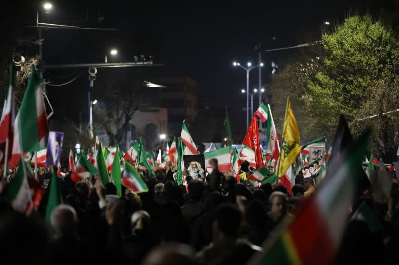 تداوم تجمعات شبانه مردم ارومیه + تصاویر
