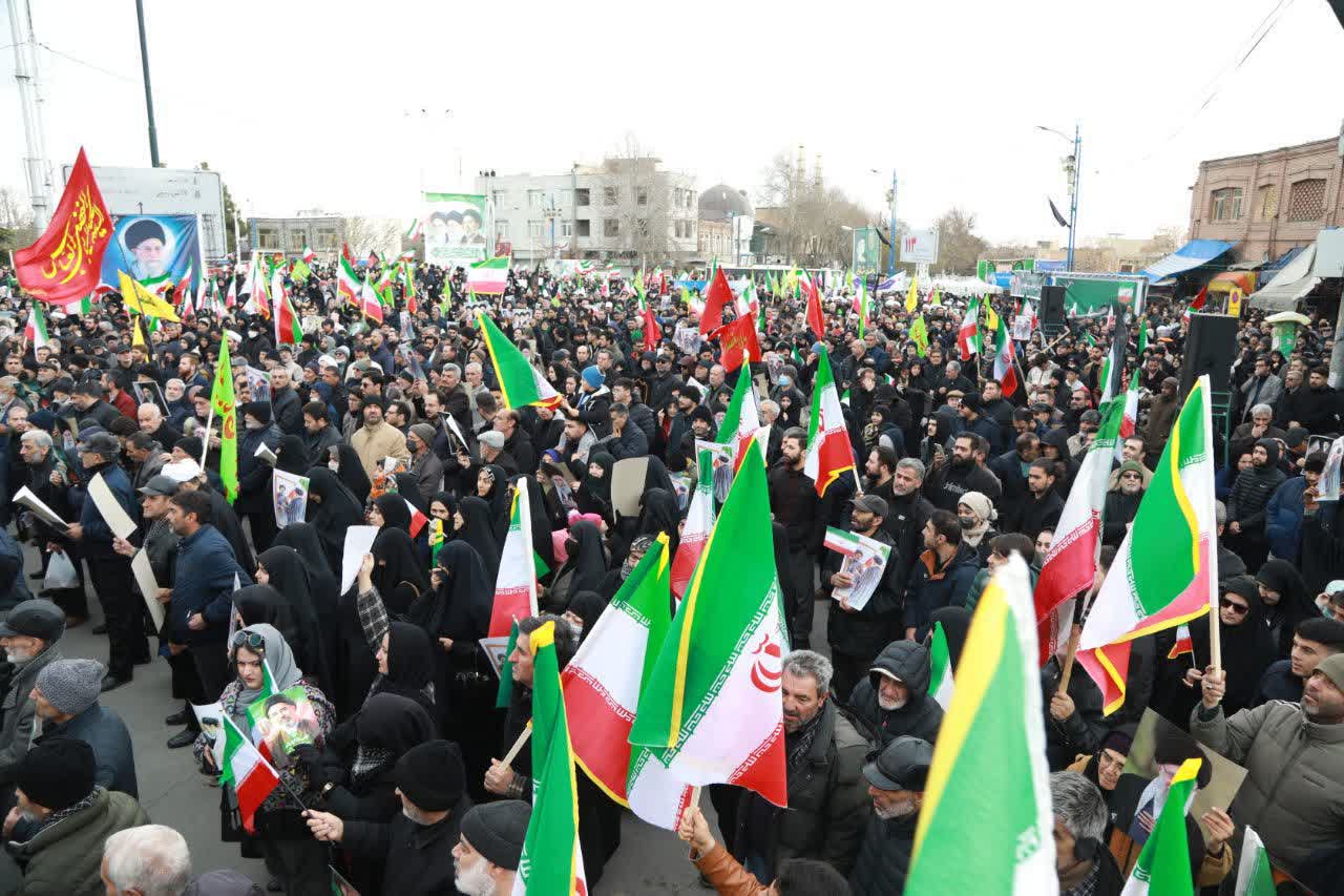 برگزاری اجتماع میثاق با امام شهید امت و بیعت با رهبر منتخب خبرگان ملت در ارومیه + تصاویر