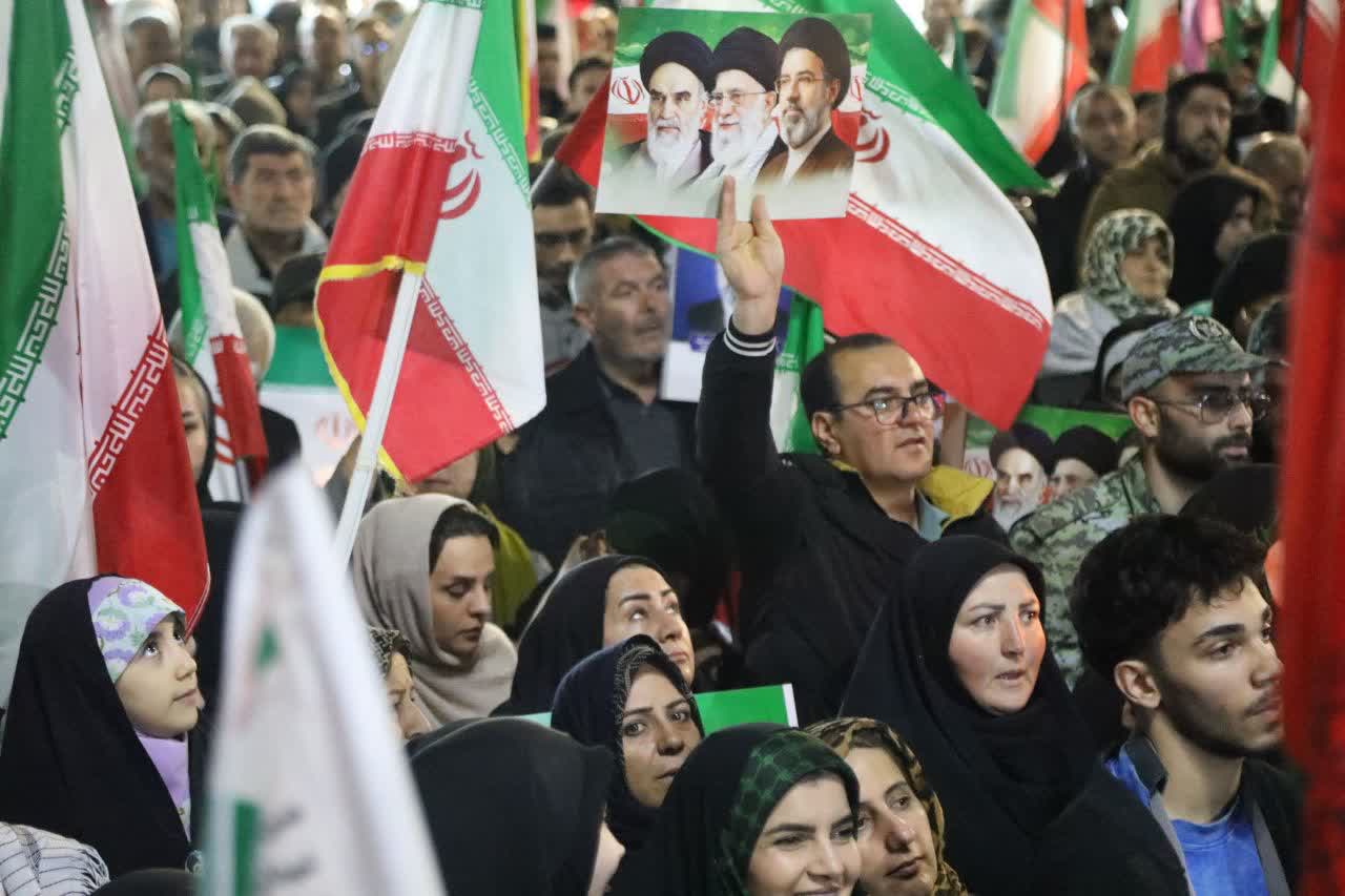برگزاری مراسم مردمی چهلم رهبر شهید انقلاب در ارومیه + تصاویر