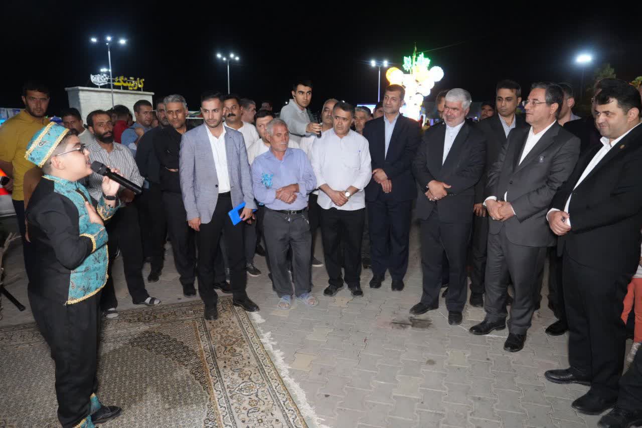 آلبوم تصویری / آغاز هشتمین جشنواره انگور ارومیه