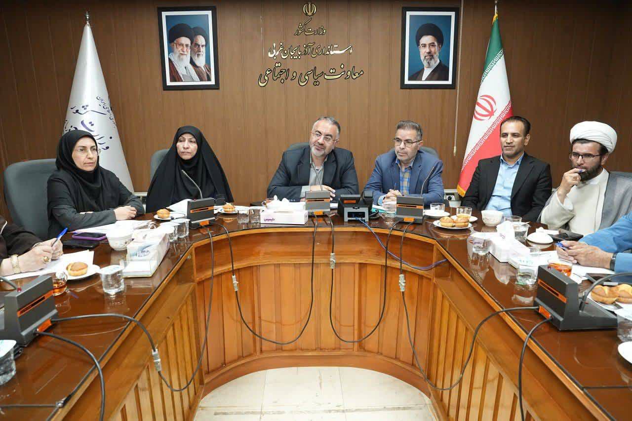 تقدیر معاون استاندار آذربایجانغربی از نقشآفرینی سازمانهای مردمنهاد در تقویت روحیه همدلی در ایام جنگ رمضان
