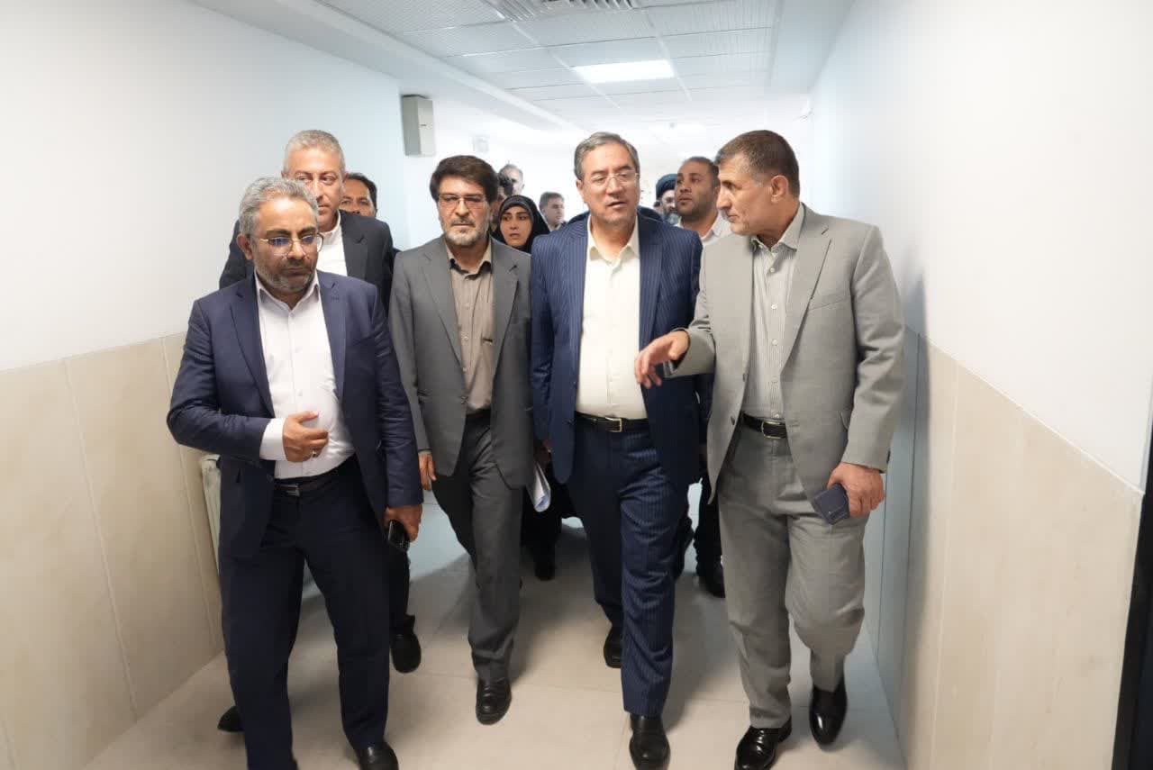 بازدید استاندار آذربایجانغربی از مجتمع ادارات شهرستان باروق + تصاویر