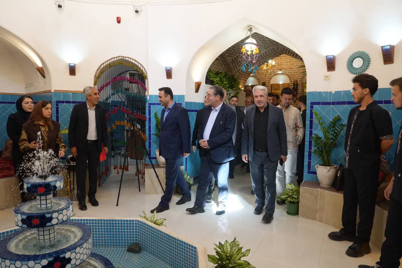 افتتاح سفرهخانه سنتی حمام آخوند در ارومیه + تصاویر