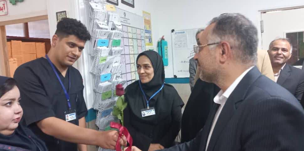 قدردانی سرپرست معاونت سیاسی و اجتماعی استاندار آذربایجانغربی از پرستاران