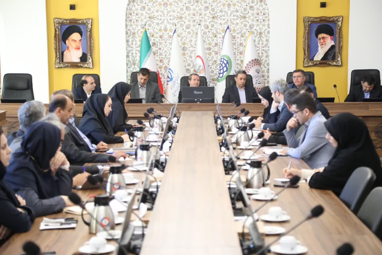 برگزاری نشست تخصصی جمعبندی دستاوردهای همایش سرمایهگذاری اینوا در آذربایجانغربی