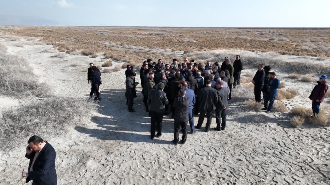 بازدید دبیر کارگروه ملی نجات دریاچه ارومیه از سایت تثبیت جبل کندی + تصاویر