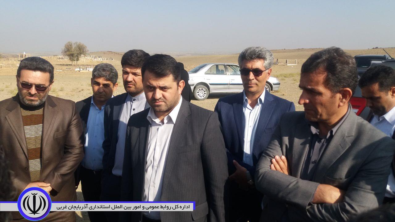 بازدید معاون هماهنگی امور عمرانی استانداری آذربایجان غربی از پروژههای راهسازی و جمع آوری پسماند شهرستان میاندوآب