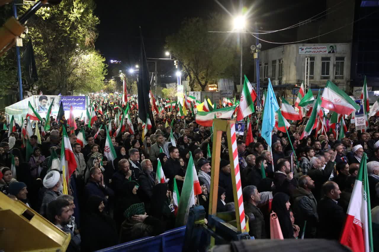 حضور نماینده ولی‌فقیه در استان و استاندار آذربایجان‌غربی در اجتماع بزرگ مردم ارومیه + تصاویر