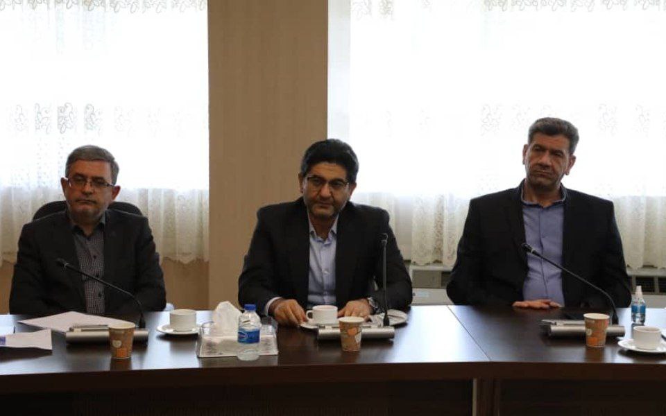 آلبوم تصویری / جلسه هماندیشی مدیر اجرایی طرح ملی نجات دریاچه ارومیه با هیات علمی دانشگاه ارومیه