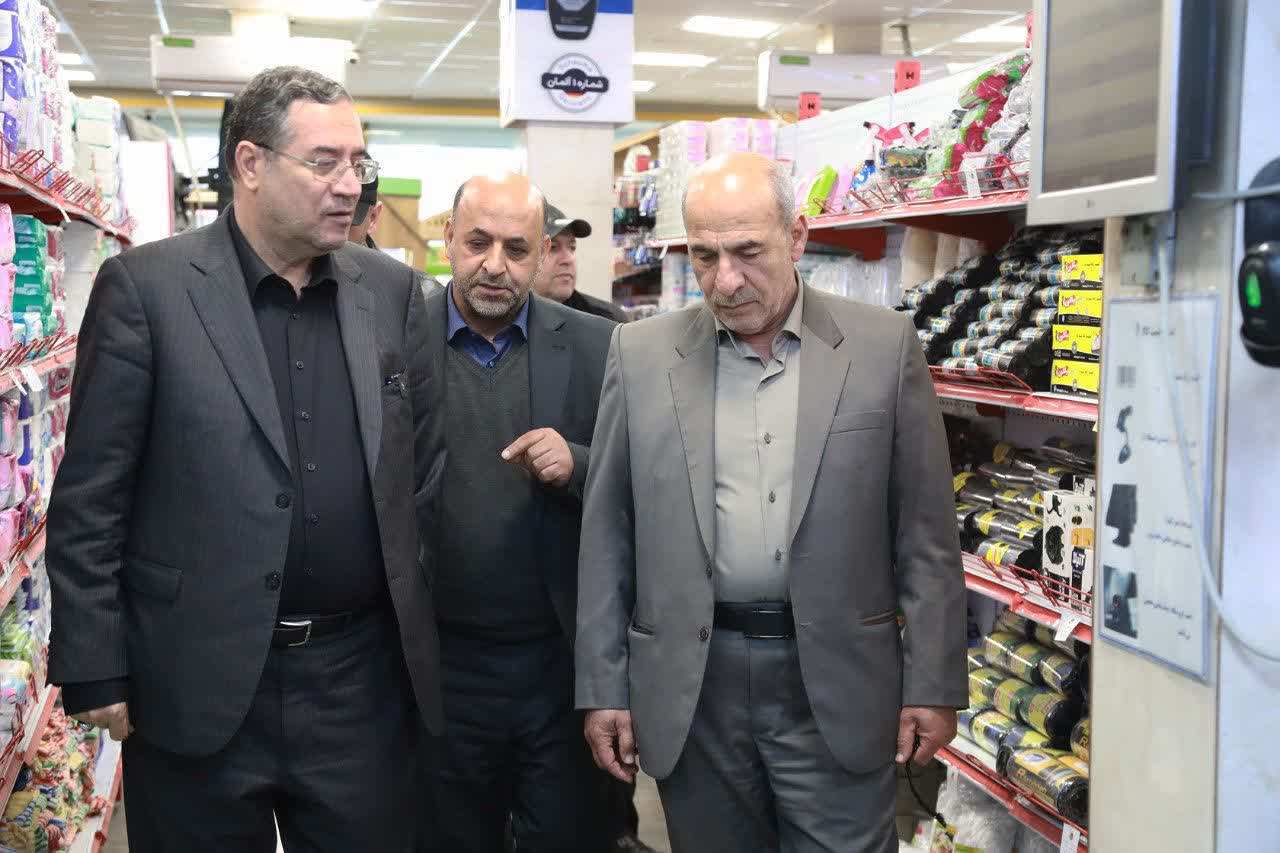 نظارت میدانی استاندار آذربایجان‌غربی بر بازار ارومیه + تصاویر