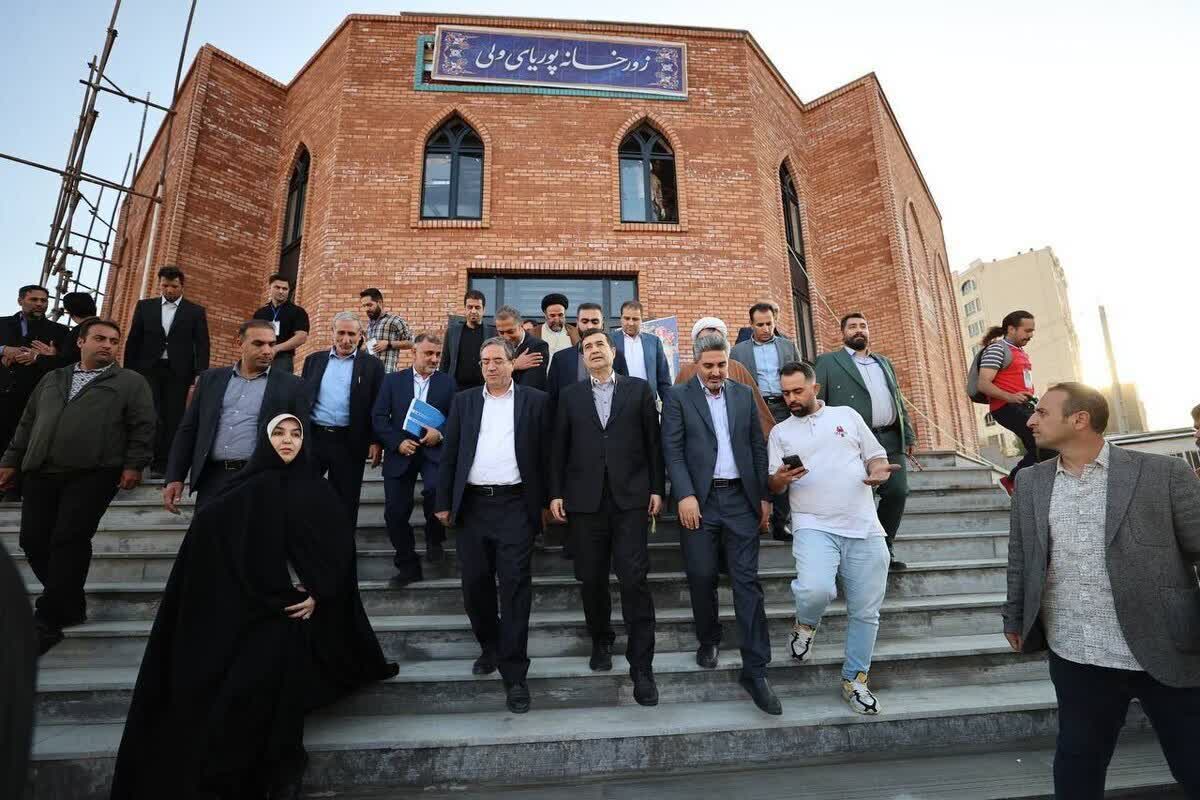 بازدید وزیر ورزش و جوانان از زورخانه در دست ساخت پوریای ولی ارومیه + تصاویر
