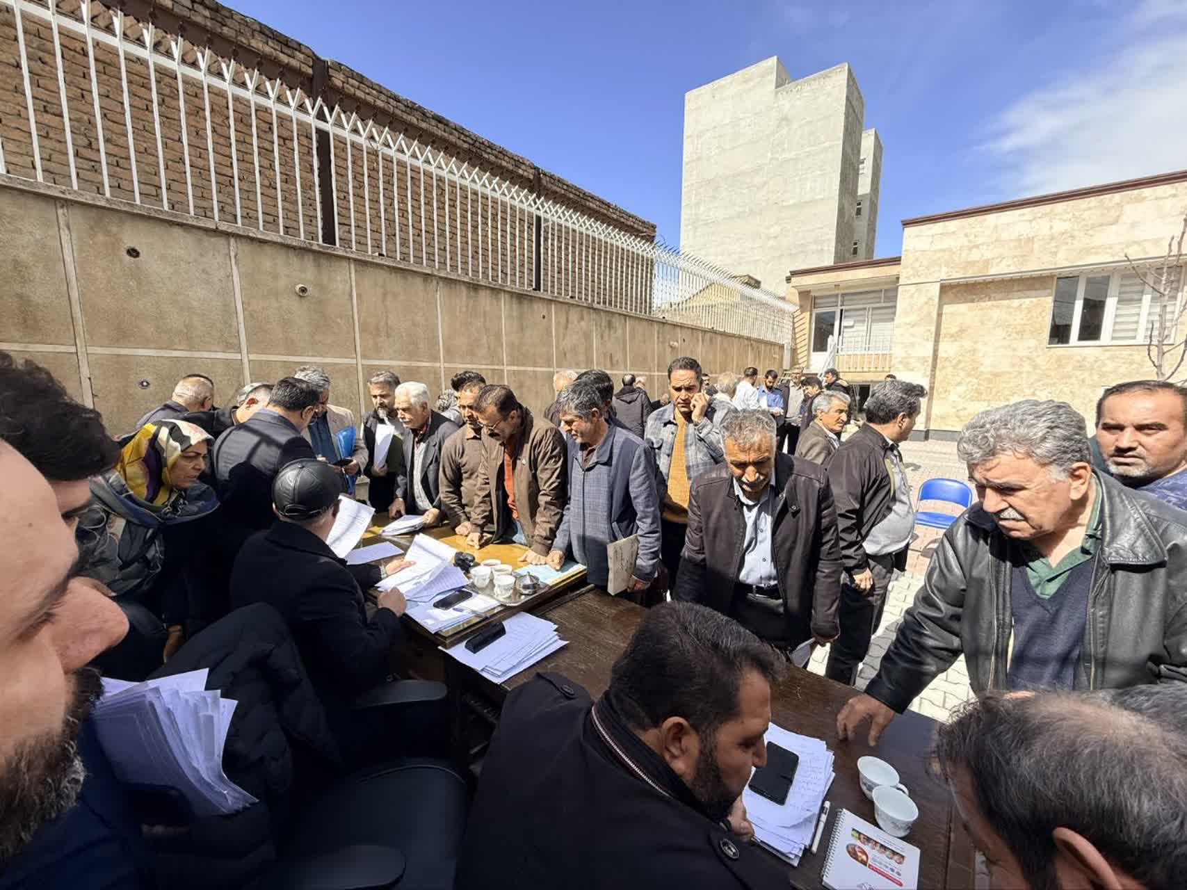 فعالیت یکپارچه بنیاد مسکن در خدمت به مردم + تصاویر