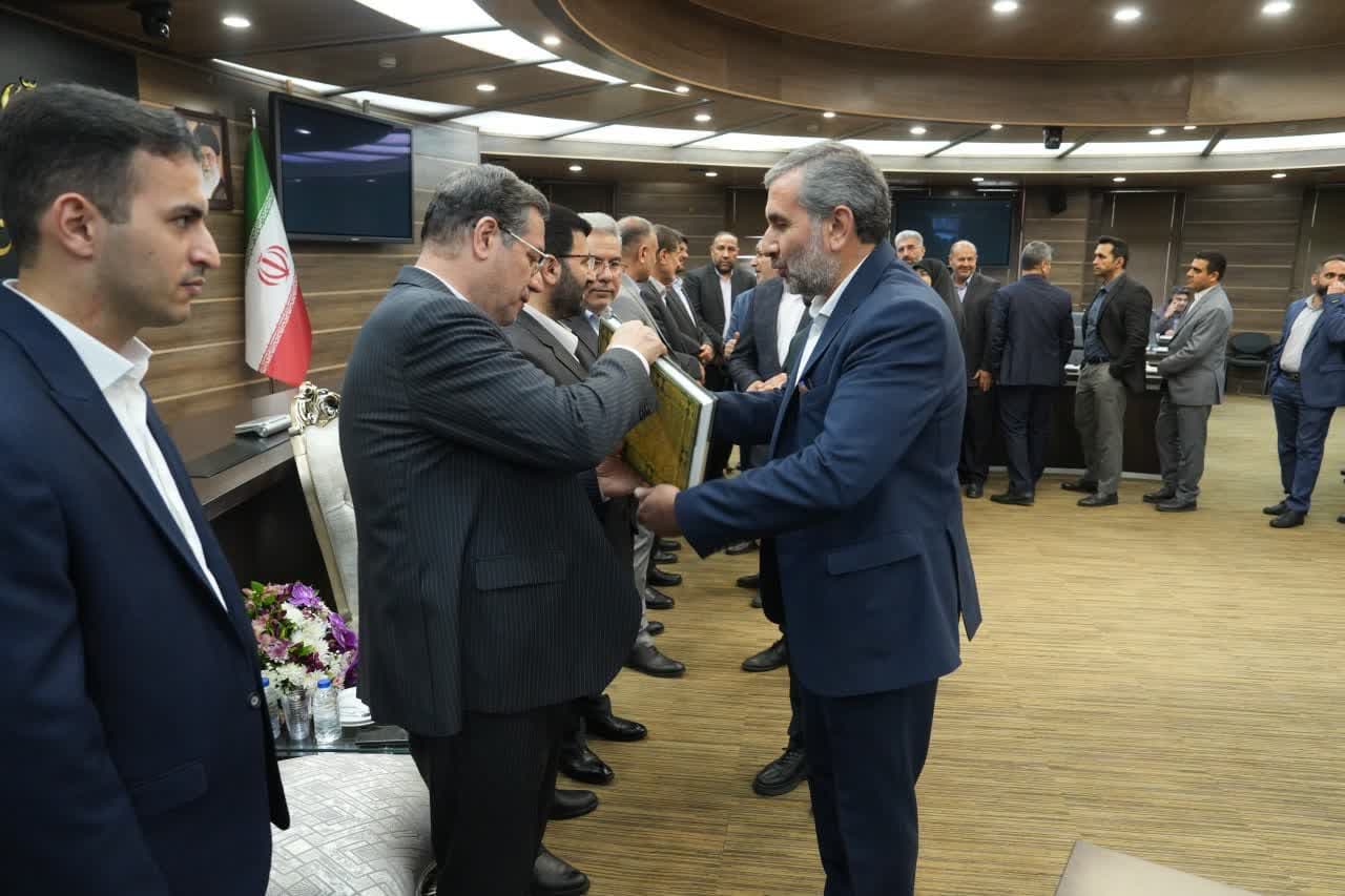 آلبوم تصویری / دیدار استاندار آذربایجانغربی با اقشار مختلف به مناسبت اعیاد نوروز و فطر